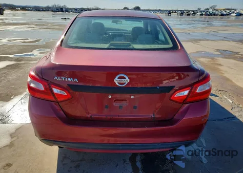 2016 Nissan Altima 2.5 z USA, uszkodzony, nr VIN 1N4AL3AP1GN338034
